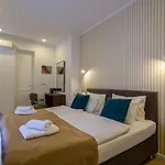 Hotel Heritage Petrakija 3*