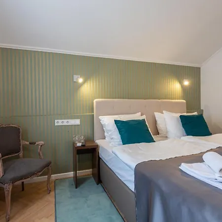 Heritage Petrakija Hotel 3*