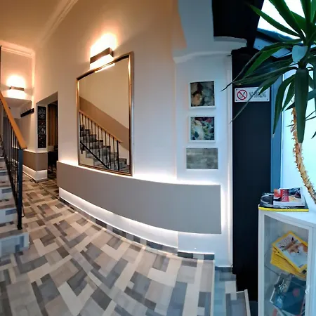 Heritage Petrakija 3*