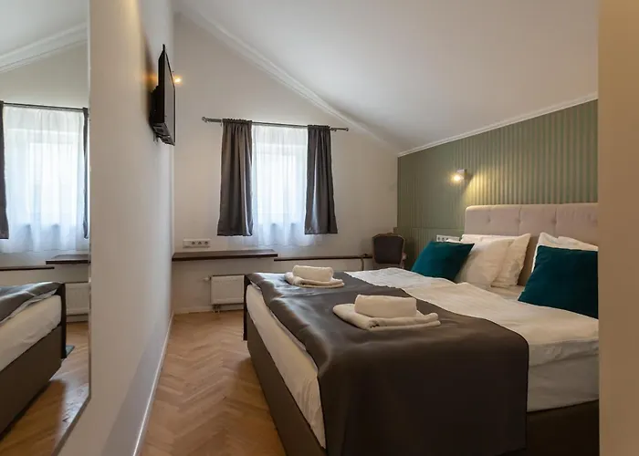 Hotel Heritage Petrakija 3*