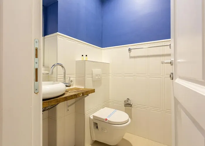 Heritage Petrakija Hotel 3*