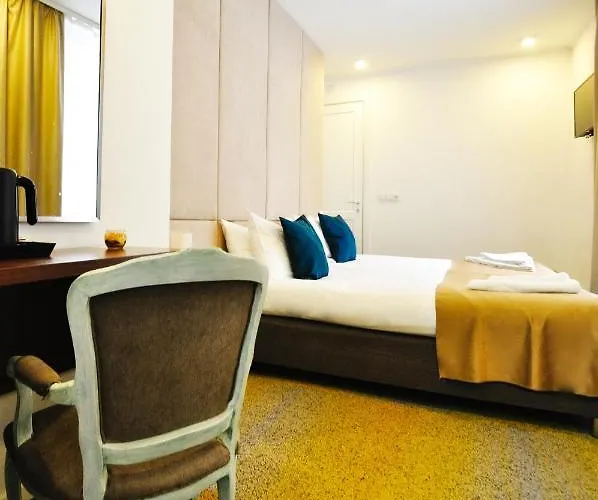 Heritage Petrakija Hotel