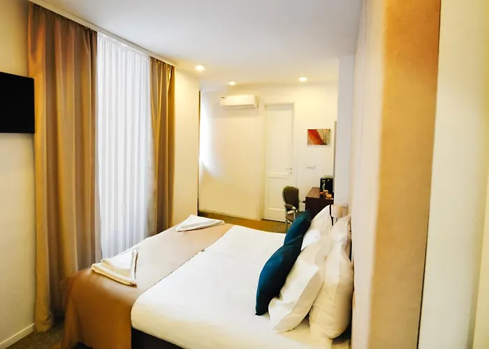 Heritage Petrakija 3*